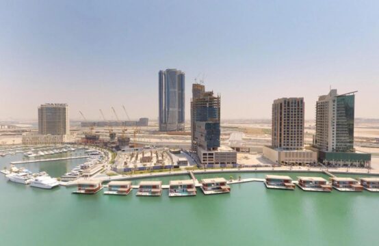 CANAL VIEW | FULLY FURNISHED | VACANT